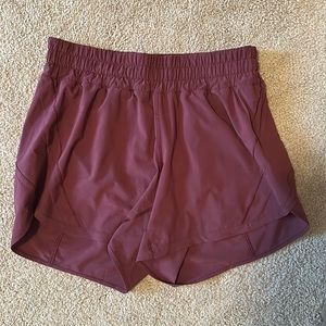Lululemon short 5in